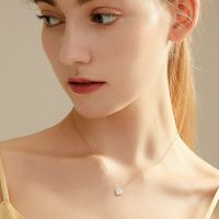 Fairy ins sweet cool wind Moissanite necklace women&#039;s one carat s925 sterling silver clavicle hoodie chain niche high-grade sense