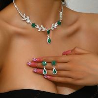 DaDa 2024 Wedding Fashion Full Diamond Jewelry Set Flower Necklace Stud Earrings Versatile Bridal Jewelry From Hong Kong