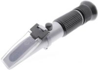 Hand-held refractometer