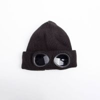 Wool Beanie With Goggle