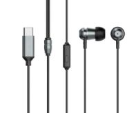 High - fidelity wired In - Ear headphones and wired Earbuds