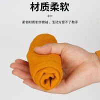 Welding Cowhide Sleeve Protectors, Welder's Arm Guards. These welding sleeve protectors are designed for welding work, providing protection against heat, featuring flame retardancy, and safeguarding the arms from sparks. They are labor protection arm