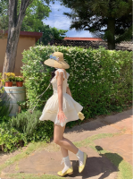a sleeveless A-line dress for French petite princesses in spring and summer, puffy short skirt