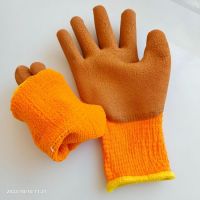 DDsafety 77+countries low-cost manufacturer gloves. OEM for industrial/home/construction.7 gauge Warm winter gloves cotton/polyester.Latex foam From China