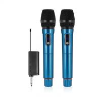 Professional 1-on-2 wireless dynamic microphone heart-shaped plastic KTV outdoor home audio live streaming equipment manufacturer direct sales