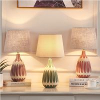 Nordic Ceramic Table Lamp for Bedroom Living Room Cafe Villa Hotel Indoor Creative Green Mini Bedside Desk Light