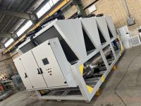 Air cooled and water cooled chiller