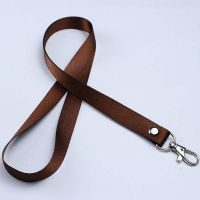 Custom logo luxury solid color braided cross-body broadband phone lanype with adjustable neck spacing lanype From China