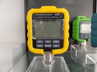 HS602 Intelligent Pressure Calibrator