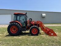 used Kubota Tractor M6060 for Sale in Stock Agricultural Machinery Tractors with Fast Delivery and Affordable Pricing