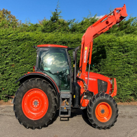 Used Hot Selling Kubota M7060 4WD Farm Tractor Japan Original | Best Quality Agricultural Machinery for Wholesale and Factory Price