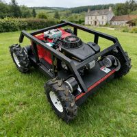 Self Propelled Remote Controlled Lawnmower Specifically Designed for Golf Courses Gasoline Powered zero Turn Radius Lawnmower