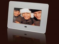 7" Digital Photo Frame with Memory Card