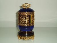 luxurious plastic pot