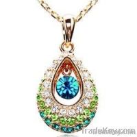 18K Gold Green Indian Princess Tear Drop Crystal Pendant Jewelry Neckl