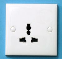 Universal Socket