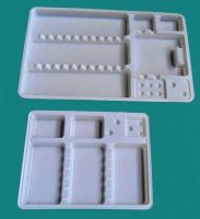 Divided dental tray