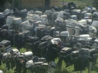 1000s Of Outboard Motors For Parts