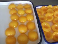 canned yellow peach