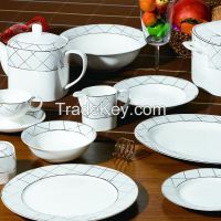 2015 hotsale 125pcs royal gold deisgn bone china dinnerware sets