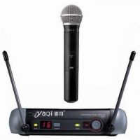 UHF wireless microphone