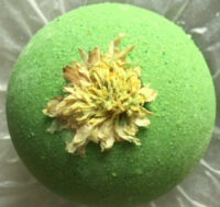 Beauty Private Label Essential Oils  DRY FLOWERS Natural Colorful Bath Bomb Gift Set From China