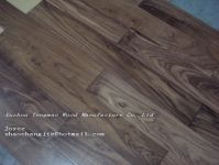 Walnut multilayer engineered flooring