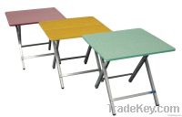 Folding table