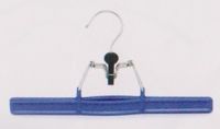 Metal Hanger With Clips