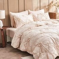 Quilts Queen Size Elegant Flower Bedding Set Pintuck Ruched Flowers Pinch Pleat Quilted Bedspreads Cozy Stylish Floral Bedding