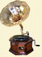 https://cn.tradekey.com/product_view/Ancient-Gramophones-88663.html