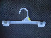 plastic pants hanger