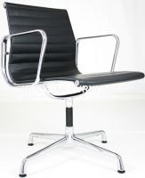 Eames chair (EOC-LD)