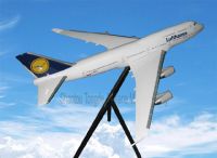 B747-400 airplane model Lufhansa