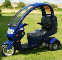 Three Wheel Scooter With Roof