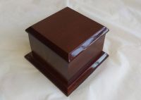 Wooden Pet urns, Standard urns in S, M, L sizes From China