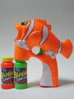 flashing &amp; musical fish bubble gun