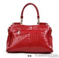 Woman genuine leather tote bag