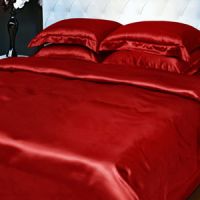 Luxury bed linen sets