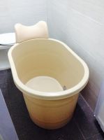 Small Portable Plastic Bathtub for Adult Soak.