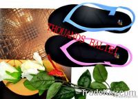https://cn.tradekey.com/product_view/2011-100-Silicone-Gel-Ladies-039-Leisure-Foldable-Flip-flops-1810682.html