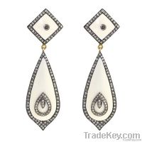 https://cn.tradekey.com/product_view/14k-Gold-Diamond-Jewelry-Studded-On-Silver-Drop-Earring-1887273.html