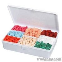 Adjustable pill storage box