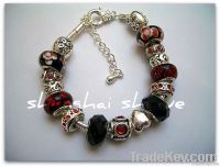 European style charm bracelet Black and Red