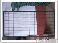 wire mesh fence