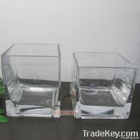 clear glass vase