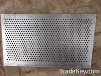 punching hole wire mesh