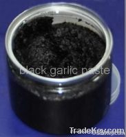black garlic paste