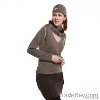 SOJRN women's custom cashmere v neck sweater