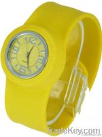 2012 new fashion lady slap watch